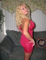 BlondeMilf