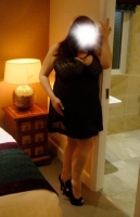curvy-pretty