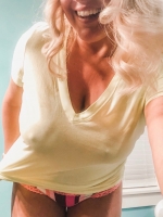 magic-tits42