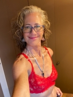 milf-sonya in Farnborough