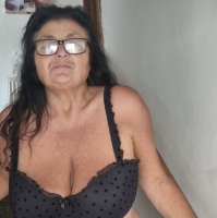 Hot-Nicola4